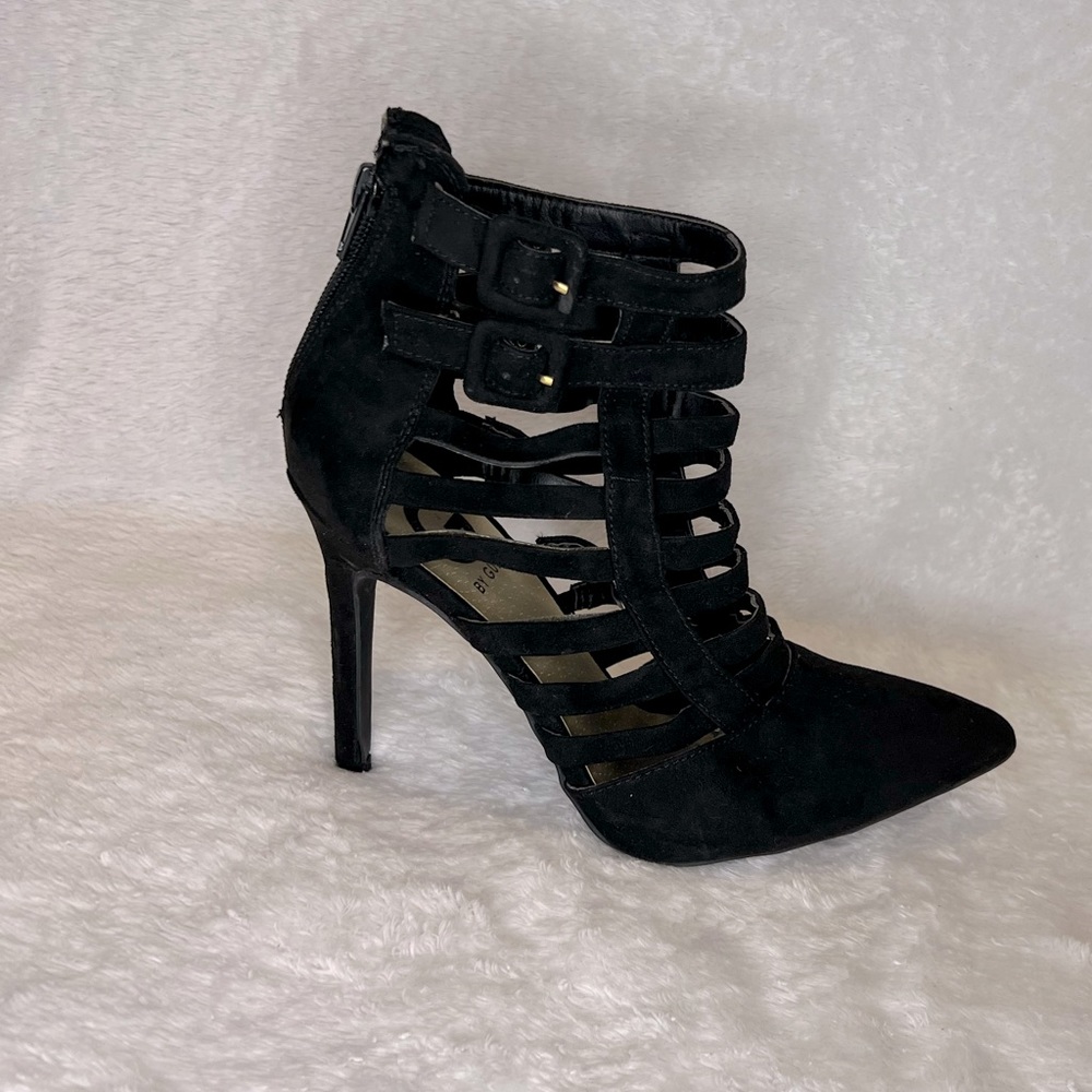 G by Guess black strappy heels